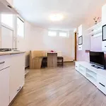 Διαμέρισμα With Parking Space Kukljica, Ugljan - 8238
