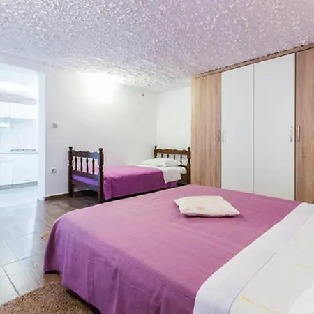 公寓 With Parking Space Kukljica, Ugljan - 8238 库克利卡