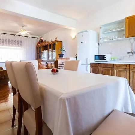 公寓 With Parking Space Kukljica, Ugljan - 8238