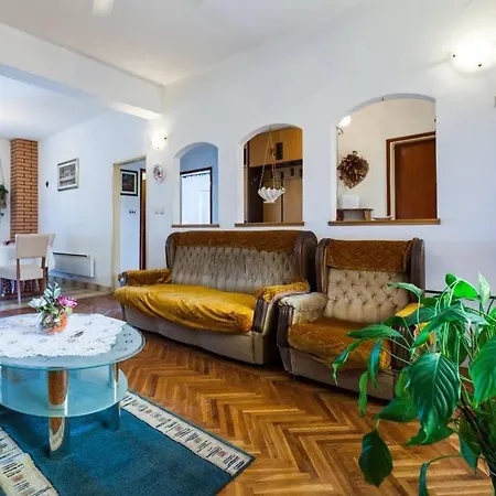 公寓 With Parking Space Kukljica, Ugljan - 8238 *