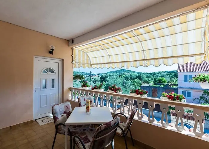 With Parking Space Kukljica, Ugljan - 8238 アパート